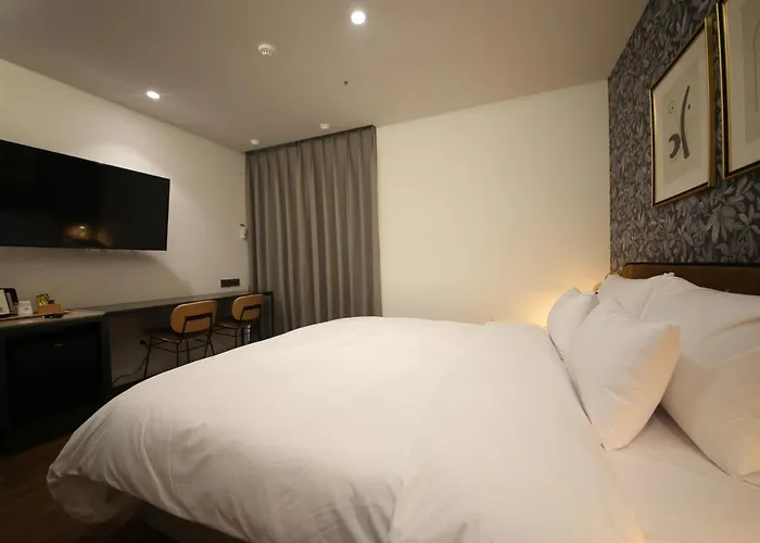 Motel Brown Dot Sajik Stadium Busan