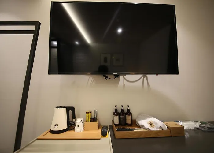 Brown Dot Sajik Stadium Motel Busan